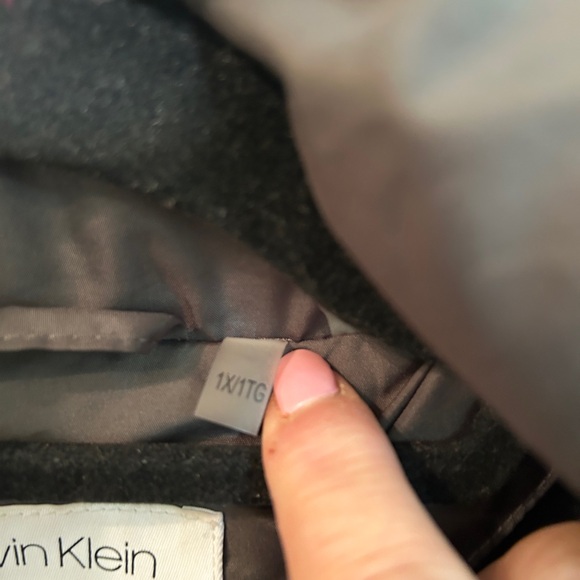 Calvin Klein grey winter coat - Picture 7 of 7